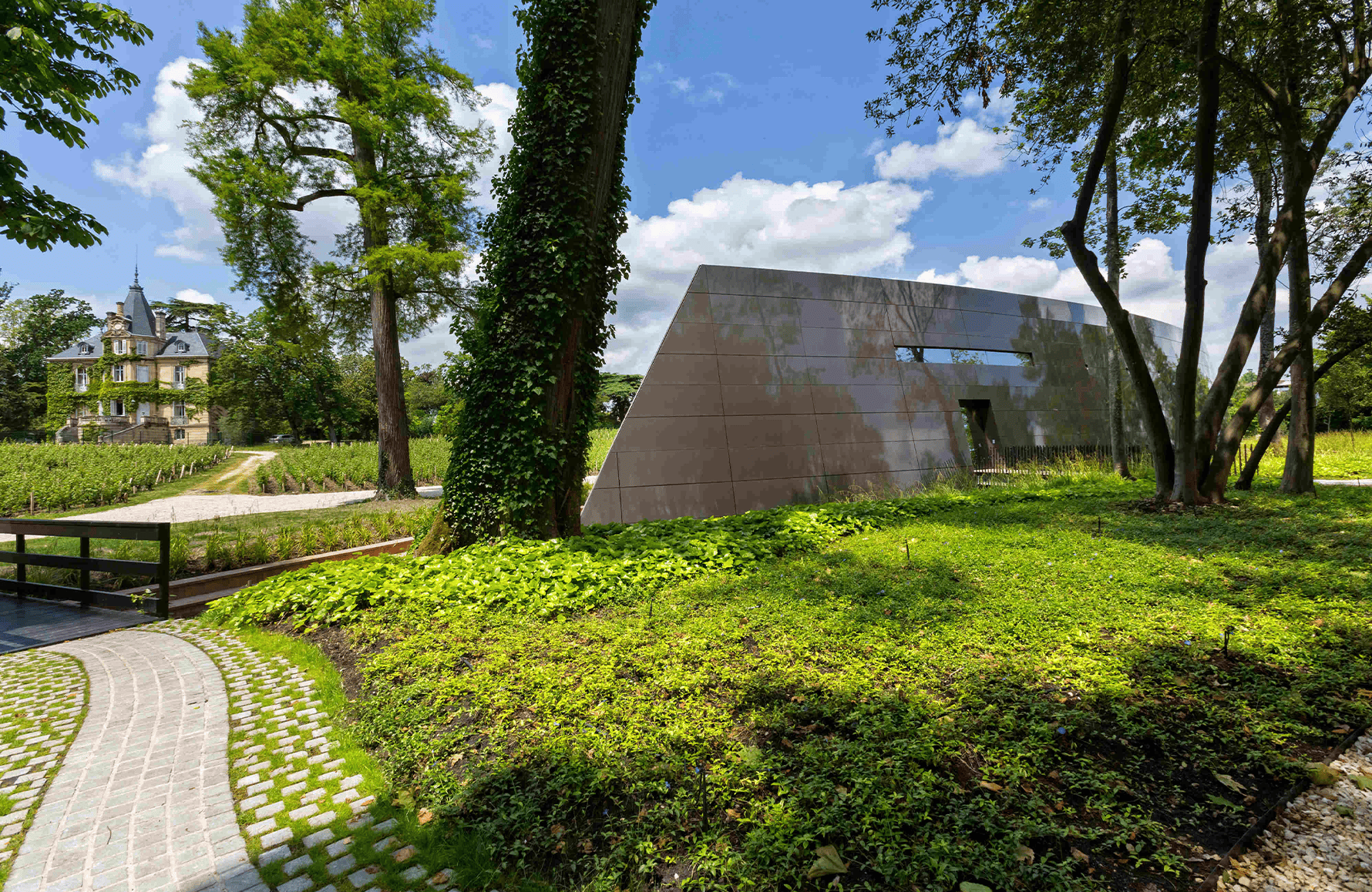 the story of Château Les Carmes Haut-Brion